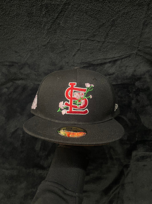 GORRA 59FIFTY ST LOUIS CARDINALS NEGRA Y ROSA