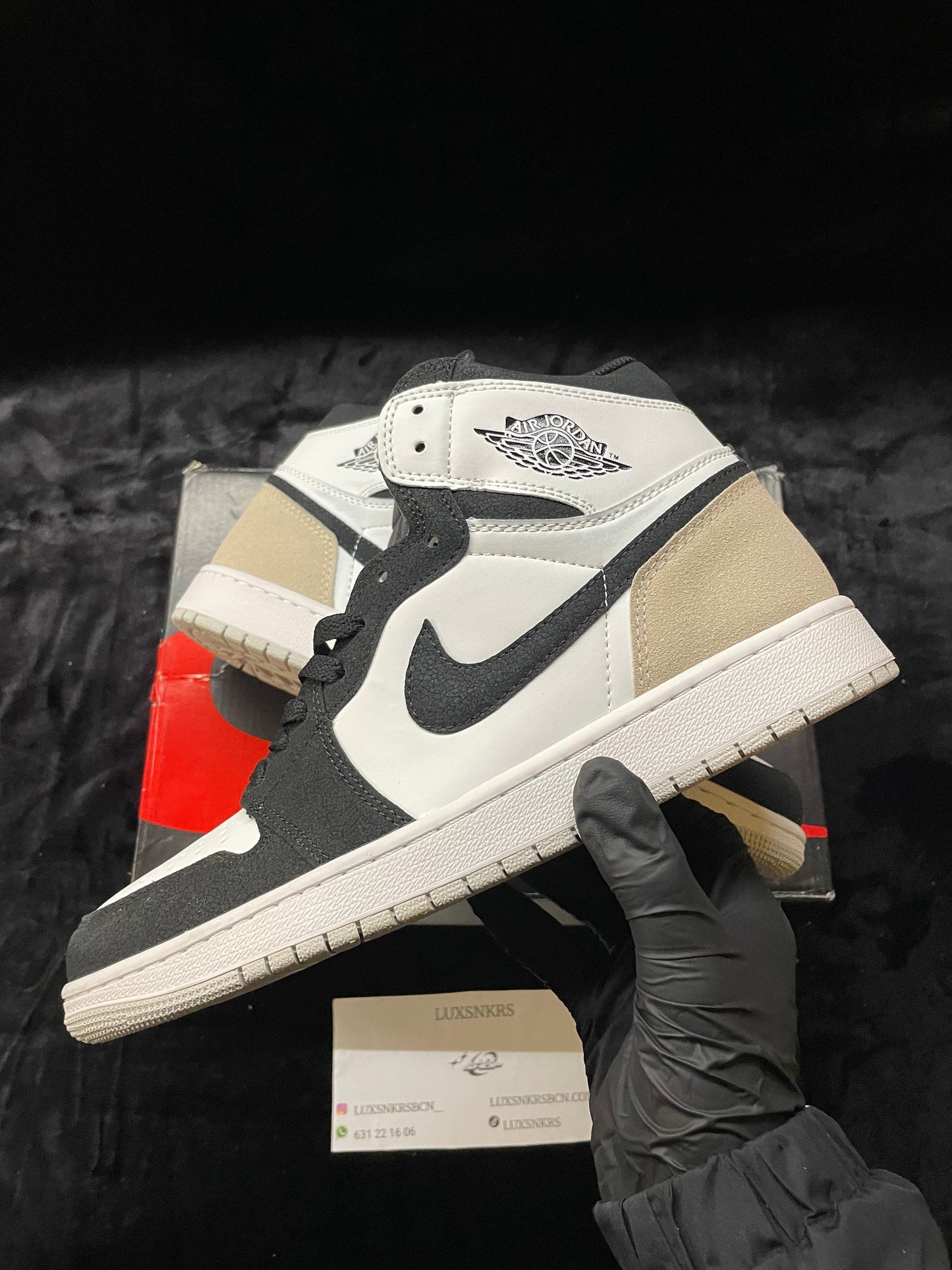 JORDAN 1 BLEACHED CORAL